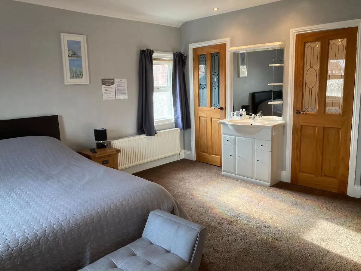 Rivington House Room Only Уитби 0*,